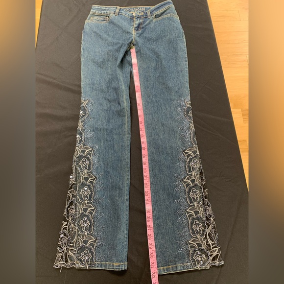 Boston Proper Size 4 decorated jeans Like New - Picture 2 of 10